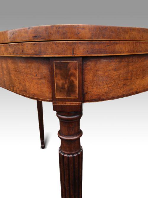 A FINE GEORGE III MAHOGANY TOL CARD TABLE - ADDITIONAL PHOTO 4