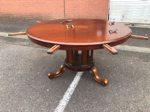A SUPERB RARE WILLIAM IV EXPANDING CIRCULAR MAHOGANY DINING TABLE - ADDITIONAL PHOTO 4