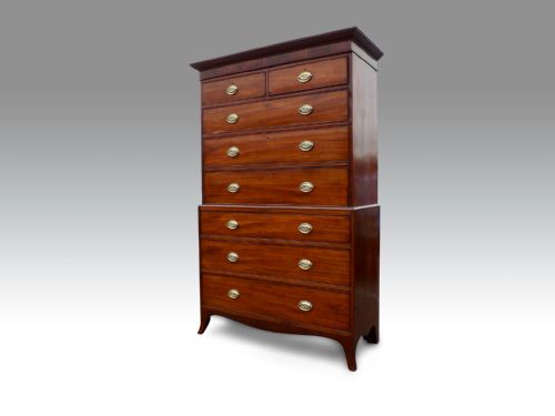 A DELIGHTFUL GEORGE III MAHOGANY TALLBOY OF WONDERFULLY SMALL SIZE - ADDITIONAL PHOTO 3