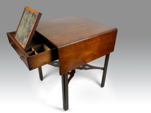 A FINE CHIPPENDALE PERIOD MAHOGANY SUPPER TABLE WITH A FITTED TOP DRAWER - ADDITIONAL PHOTO 7