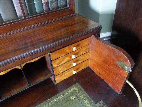 A FINE REGENCY MAHOGANY EBONY INLAID SECRETAIRE BOOKCASE - ADDITIONAL PHOTO 2