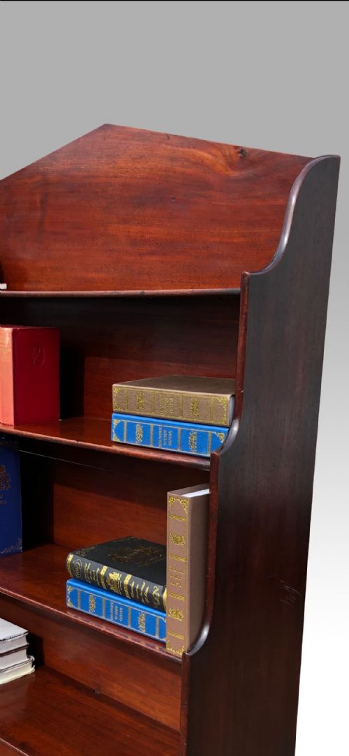 A WILLIAM IV MAHOGANY WATERFALL BOOKCASE - ADDITIONAL PHOTO 2