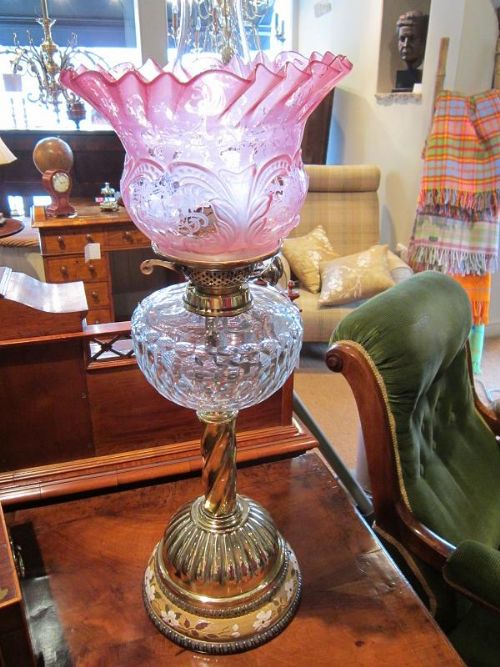 Superb Victorian Cranberry Oil Lamp
