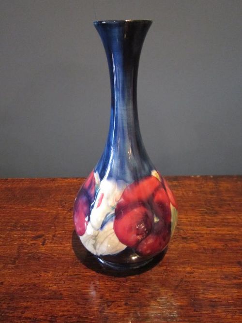 Early Moorcroft Pansy Vase