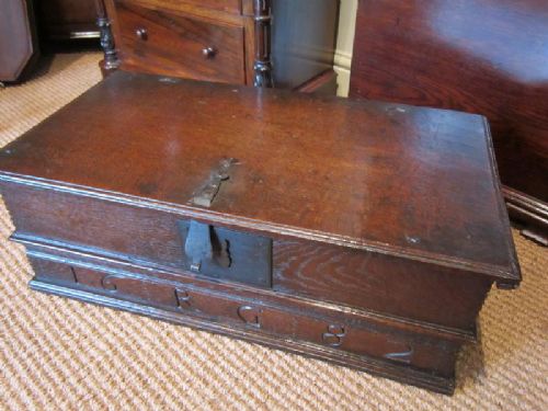 Good 17th Century Oak Box