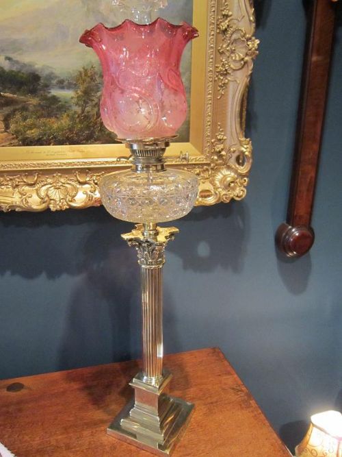 Superb Victorian Corinthum Column Oil Lamp