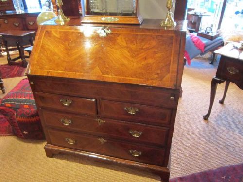 Superb Early Georgian Bureau