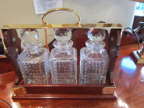 Quality Victorian Betjamins Tantalus