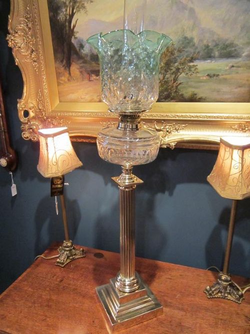 Superb Victorian Reeded Column Oil Lamp