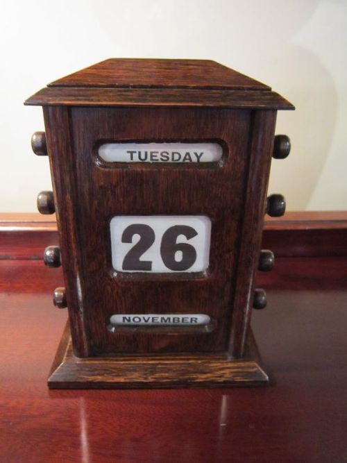 Edwardian Oak Desk Calender