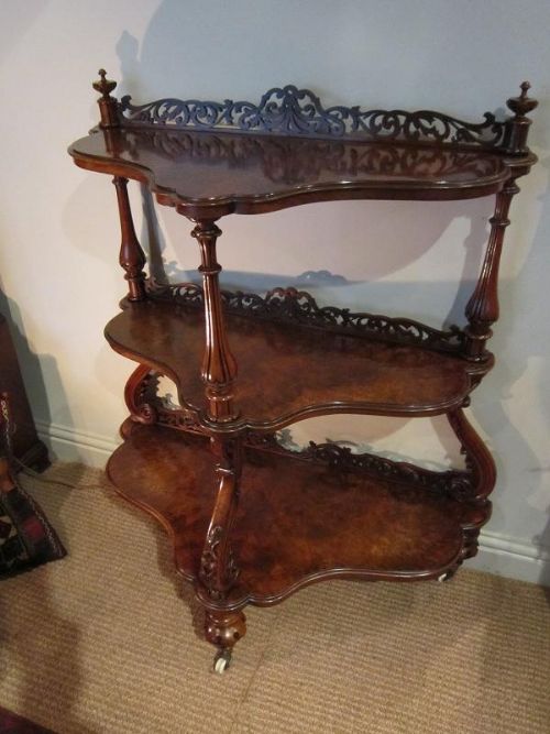 Fine Victorian Burr Walnut Whatnot