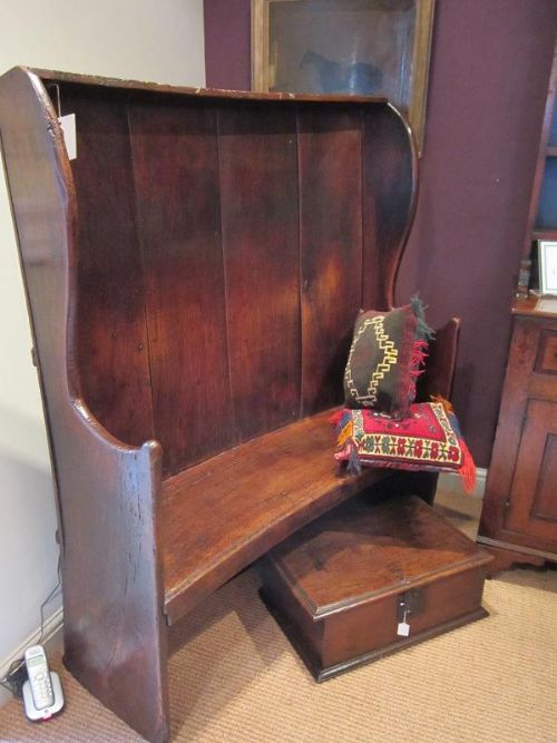Good Early Georgian High Back Settle