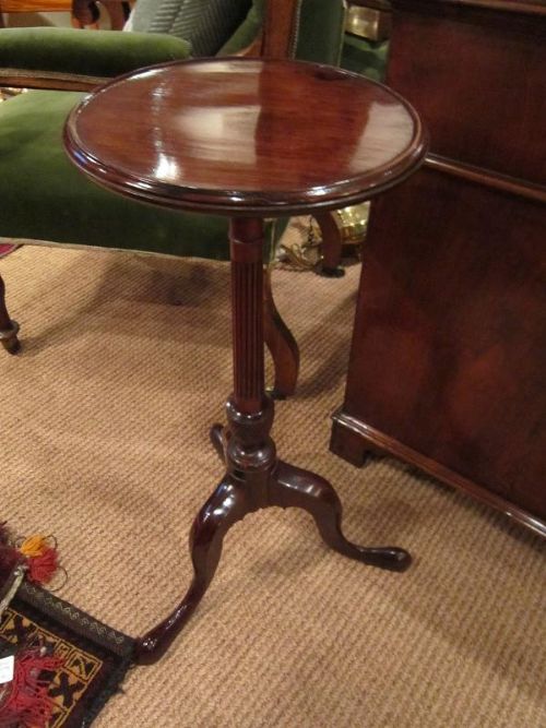 Fine Late Georgian Candle Table
