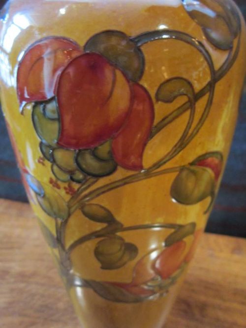 fig 1. RARE MOORCROFT EXHIBITION FUSHIA VASE