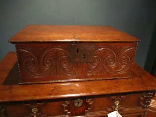 Good 17th Century Oak Bible Box