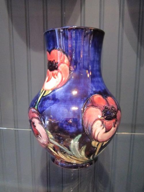 Early Moorcroft Big Poppy Vase
