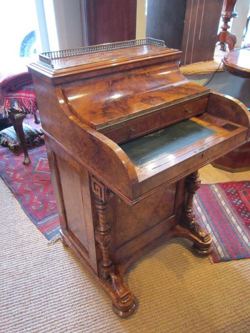 Fine Victorian Burr Walnut'harlequin' Davenport Desk