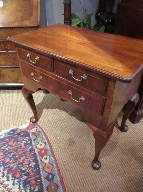 Superb Early Georgian Walnut Lowboy
