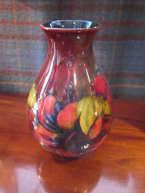 Superb Moorcroft Hibiscus Flambe Vase