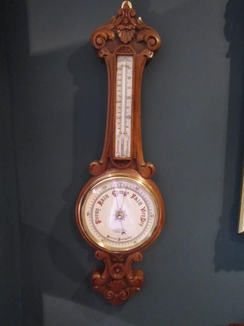 Quality Victorian Oak Banjo Barometer