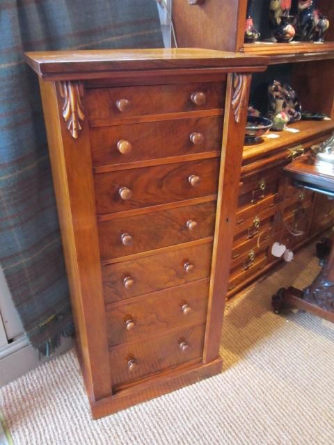 Quality Victorian Burr Walnut Wellington Chest