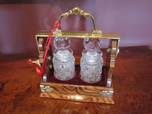 Superb Victorian Zebano Walnut Scent Tantalus