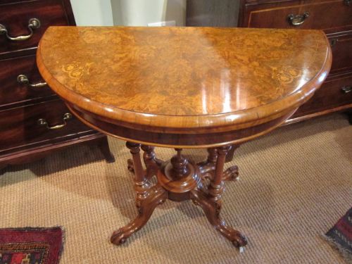 Beautiful Victorian Burr Walnut Games Table