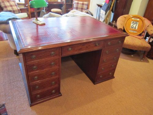 An Outstanding Regency Mahogany Partners Desk