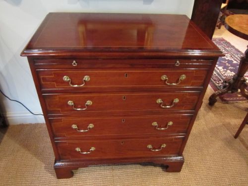 Small Georgian Inlaid Bachelors Chest