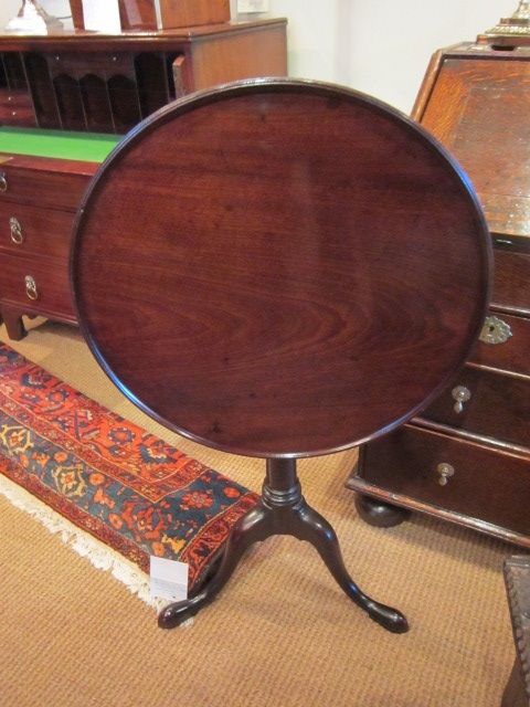 Small Georgian Tilt Top Tripod Table