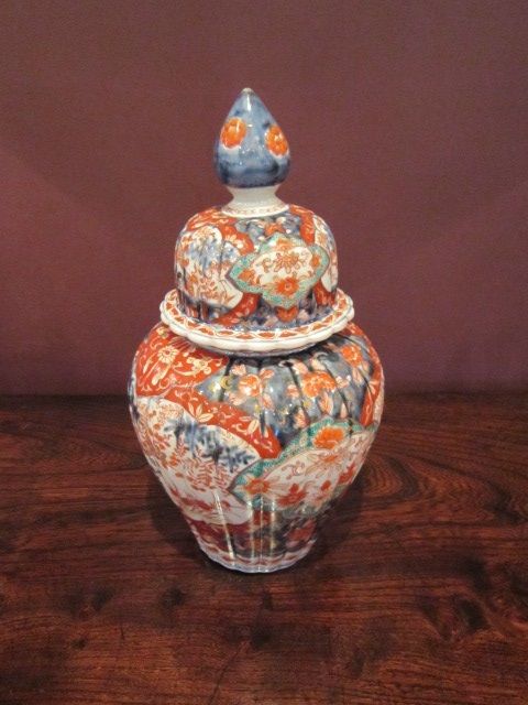 Impressive Victorian Imari Vase & Cover