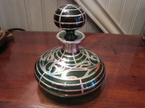 A Beautiful Victorian Green Glass Scent