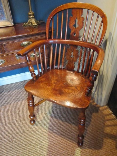 Late Georgian Elm Low Back Windsor Armchair