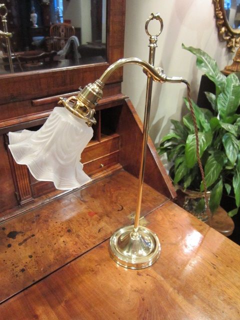 Victorian Rise and Fall Desk Lamp