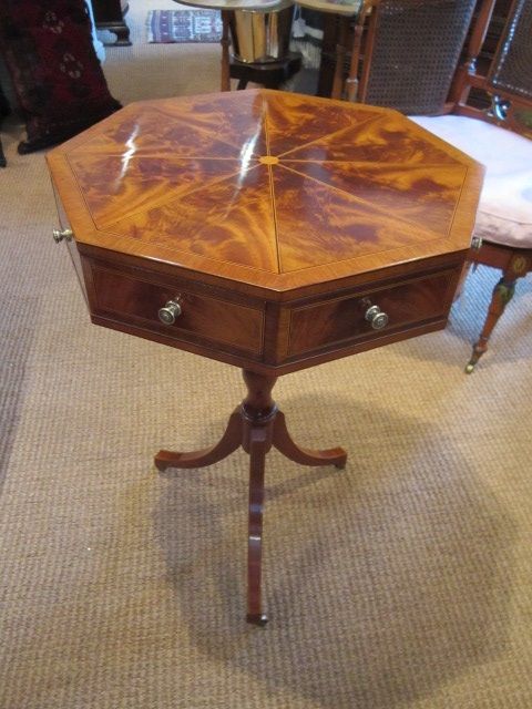 Quality Edwardian Segmented Top Occasional Table