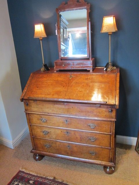 Stunning William & Mary Walnut Bureau
