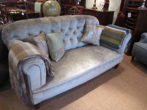 Superb Victorian Upholstered Drop End Settee