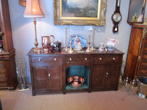 Mid Georgian 'Kennel' Dresser Base