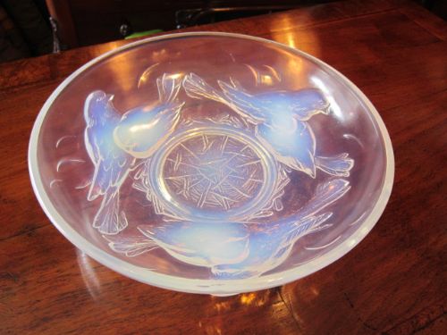 Art Deco Opalescent Ezan Bowl