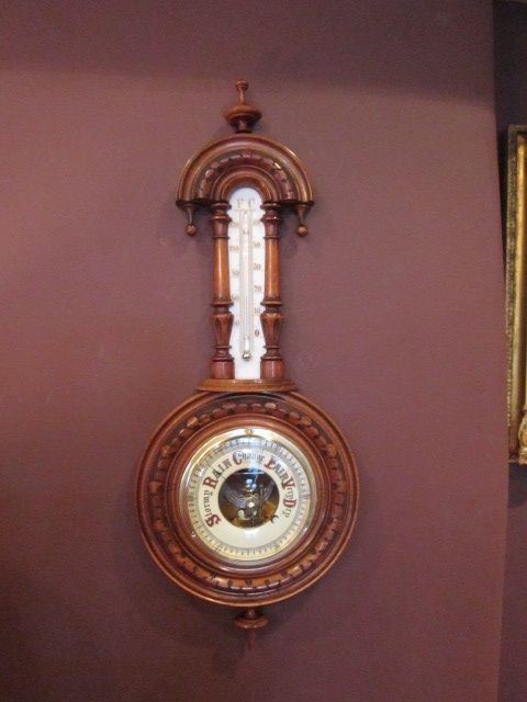 Victorian Walnut'pendant'barometer
