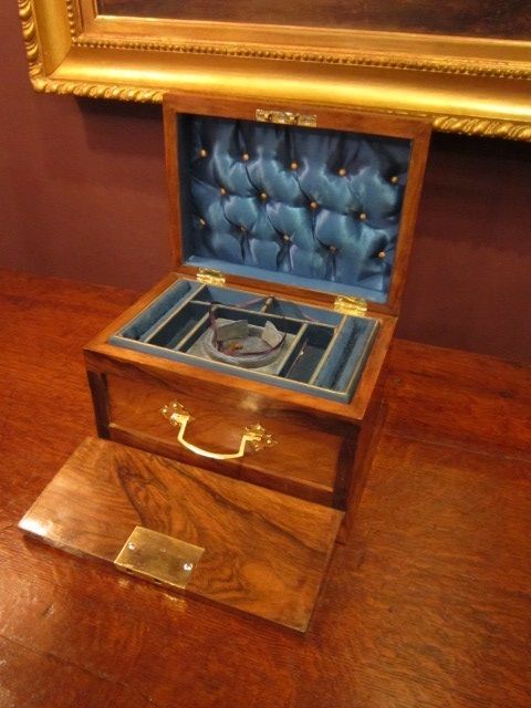 Small Victorian Walnut Jewel Box
