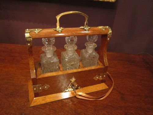Superb Victorian Minature Scent Tantalus