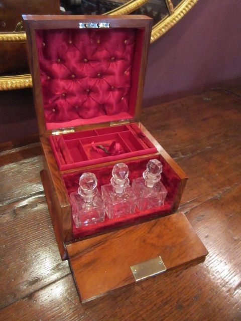 Beautiful Victorian Walnut Scent & Jewel Box
