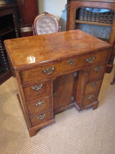 Fine Queen Anne Walnut Kneehole Desk