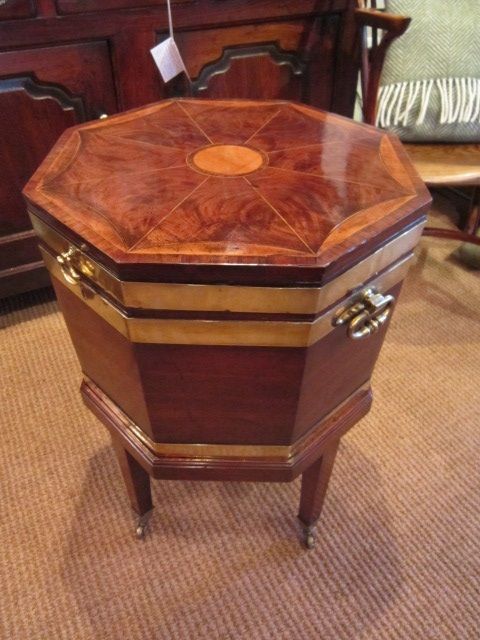 Outstanding George III Sheraton Cellerette