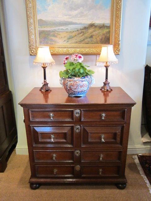 Superb George I Oak Chest of Drawers