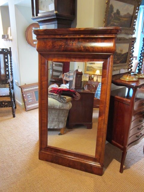 Fine Late Regency Flame Mahogany Hall Mirror
