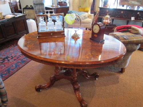 Stunning Victorian Burr Walnut Oval Loo Table
