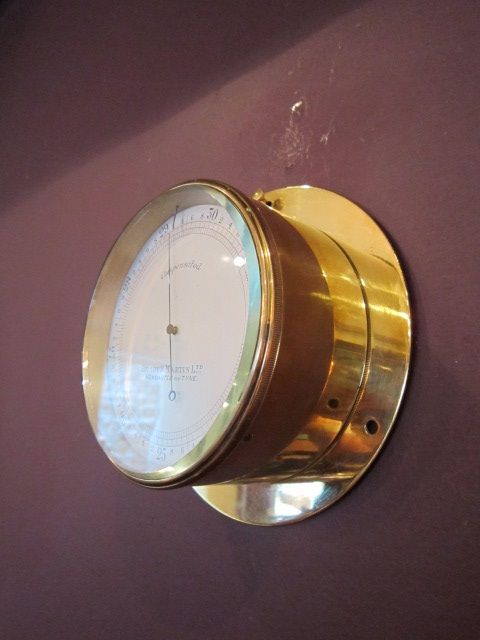 Small Victorian Newcastle Marine Barometer