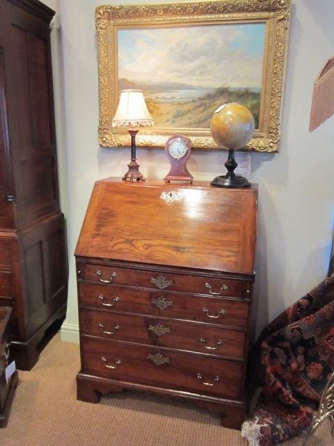 Very Small Georgian Elm Bureau